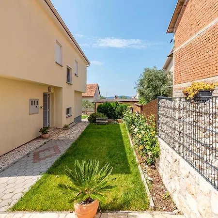 Apartament Lovely In With Wifi *